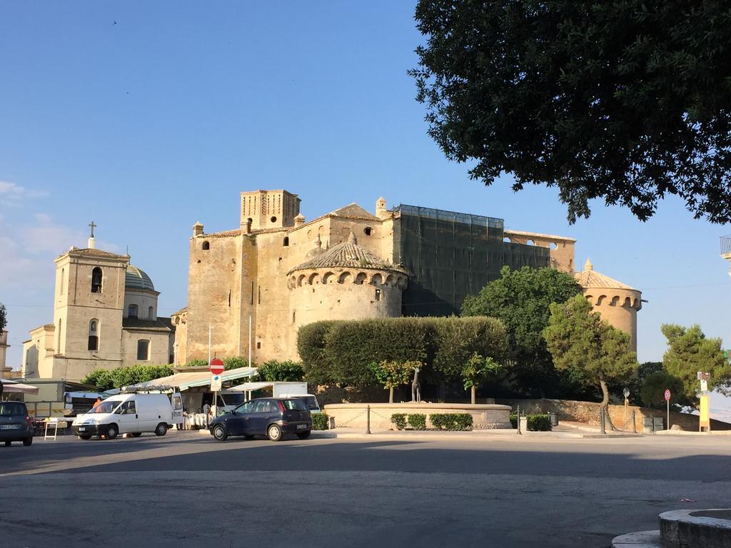 مبيت وإفطار Serracapriola La Terrazza Sul Borgo المظهر الخارجي الصورة